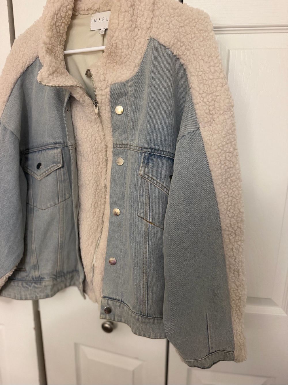 NWOT Mable Women’s Sherpa-Lined Light Blue Denim Teddy Jacket with Cream Trim - Picture 9 of 14